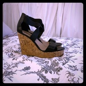 Steve Madden Black Wedge Sandals - 10